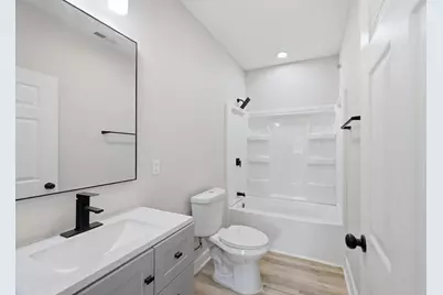 2935 N 28th St #2937, Milwaukee, WI 53210 - Photo 20