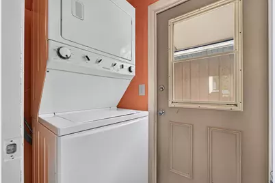 445 W Chestnut St, Burlington, WI 53105 - Photo 12