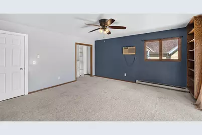 445 W Chestnut St, Burlington, WI 53105 - Photo 14