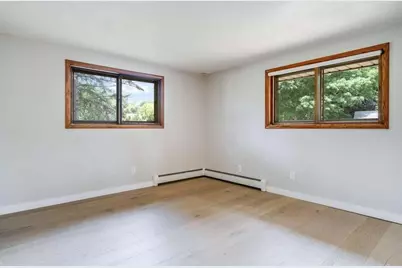 2050  Mt Kisco Dr, Elm Grove, WI 53122 - Photo 24