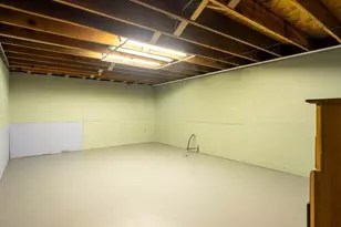 2050 Mt Kisco Dr, Elm Grove, WI 53122 - Photo 42