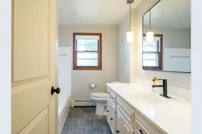 2050  Mt Kisco Dr, Elm Grove, WI 53122 - Photo 28