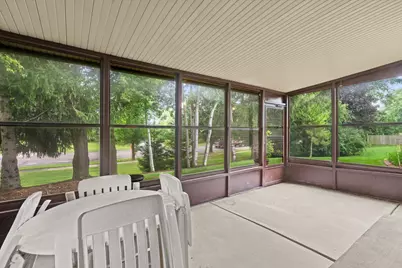 W156N10640  Cobbler Ln, Germantown, WI 53022 - Photo 12