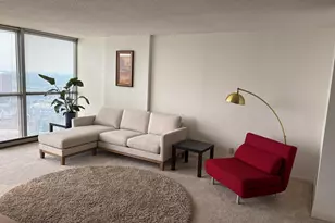 1660 N Prospect Ave, Milwaukee, WI 53202 - Photo 2