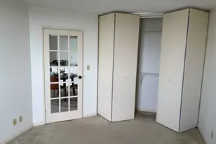 1660 N Prospect Ave, Milwaukee, WI 53202 - Photo 6