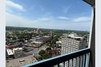 1660 N Prospect Ave #2304, Milwaukee, WI 53202 - Photo 12