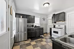 6826 26th Ave, Kenosha, WI 53143 - Photo 10