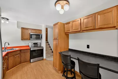 3560 S Oakdale Dr, New Berlin, WI 53151 - Photo 10