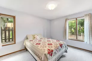 250 N 115th St, Wauwatosa, WI 53226 - Photo 10