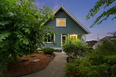 250 N 115th St, Wauwatosa, WI 53226 - Photo 22