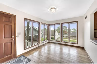 250 N 115th St, Wauwatosa, WI 53226 - Photo 6