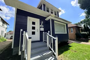 3024 N 44th St, Milwaukee, WI 53210 - Photo 2
