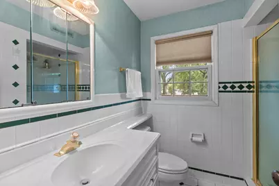 111 N Griffin St, Elkhorn, WI 53121 - Photo 16