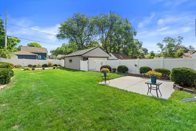 4386 S Burrell St, Milwaukee, WI 53207 - Photo 4