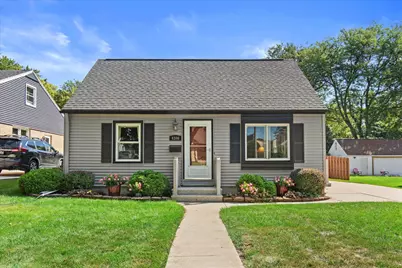 4386 S Burrell St, Milwaukee, WI 53207 - Photo 2
