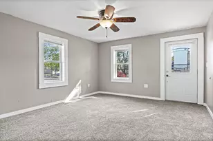 421 Caledonia St, La Crosse, WI 54603 - Photo 4