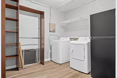 421  Caledonia St, La Crosse, WI 54603 - Photo 16