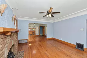 3049 S 45th St, Milwaukee, WI 53219 - Photo 4