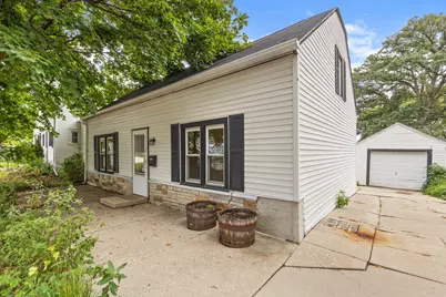 1110 S 123rd St, West Allis, WI 53214 - Photo 18