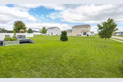 354  Rosewood Ave, Lake Mills, WI 53551 - Photo 62