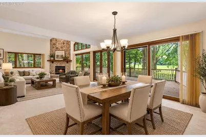 N80W13423  River Park Dr, Menomonee Falls, WI 53051 - Photo 12