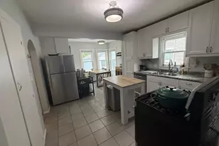 1204 S 110 St, West Allis, WI 53214 - Photo 8