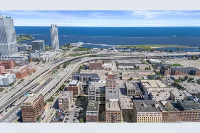 320 E Buffalo St #804, Milwaukee, WI 53202 - Photo 24