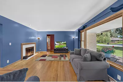 3523 W Pelican Ln, Brown Deer, WI 53209 - Photo 6