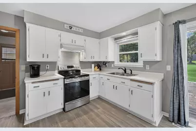 3523 W Pelican Ln, Brown Deer, WI 53209 - Photo 2