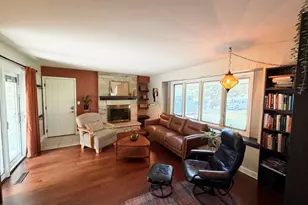 W240N4035 Swan Rd, Pewaukee, WI 53072 - Photo 14