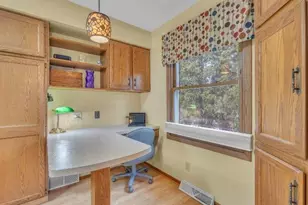 3520 Highcliff Cir, Sheboygan, WI 53083 - Photo 8