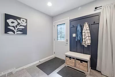 W154N8216  Valley View Dr, Menomonee Falls, WI 53051 - Photo 2