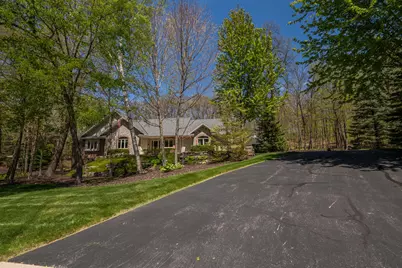 260  Glacial Dr, Slinger, WI 53086 - Photo 32