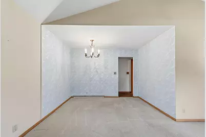 2400 W Rochelle Ave, Glendale, WI 53209 - Photo 8