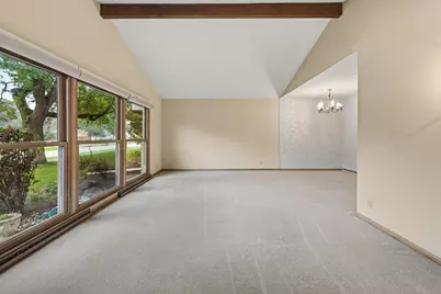 2400 W Rochelle Ave, Glendale, WI 53209 - Photo 4