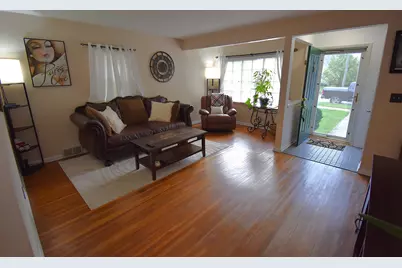3015 N 85th St, Milwaukee, WI 53222 - Photo 4