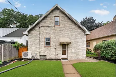 7039 W Stuth Pl, West Allis, WI 53219 - Photo 22