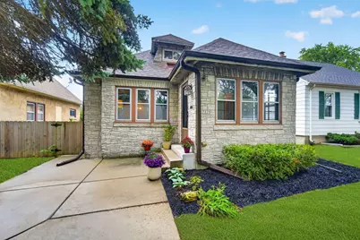7039 W Stuth Pl, West Allis, WI 53219 - Photo 20