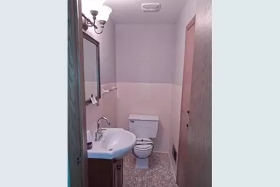 6005  Greenleaf Blvd, Racine, WI 53406 - Photo 20