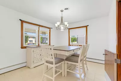 2035 E Howard Ave, Saint Francis, WI 53235 - Photo 8