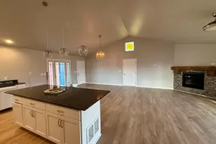 417 E 1st St, Waldo, WI 53093 - Photo 18