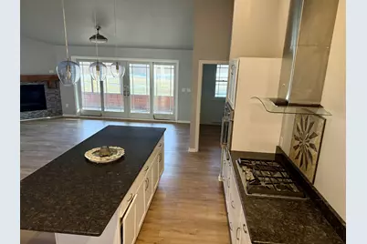 417 E 1st St, Waldo, WI 53093 - Photo 10