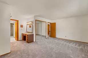 983 Chesterton Ct, Oconomowoc, WI 53066 - Photo 10