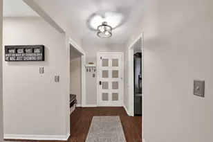 N85W15700 Ridge Rd, Menomonee Falls, WI 53051 - Photo 4