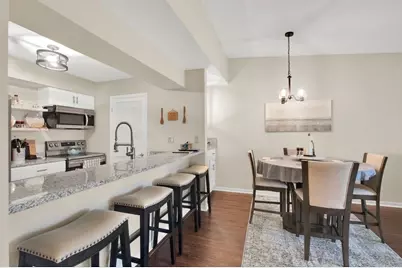 N85W15700  Ridge Rd #304, Menomonee Falls, WI 53051 - Photo 26