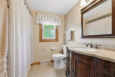 945  Gray Fox Dr, Brookfield, WI 53045 - Photo 30