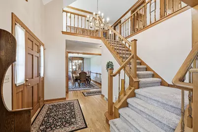 945  Gray Fox Dr, Brookfield, WI 53045 - Photo 4