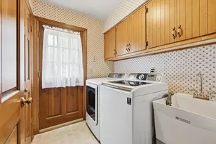 945 Gray Fox Dr, Brookfield, WI 53045 - Photo 22