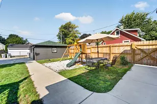 3049 S 31st St, Milwaukee, WI 53215 - Photo 28
