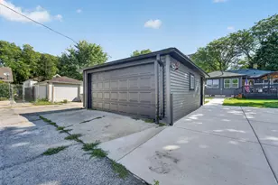 3049 S 31st St, Milwaukee, WI 53215 - Photo 30